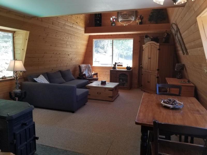 Cabin for sale in the Southern Utah mountains